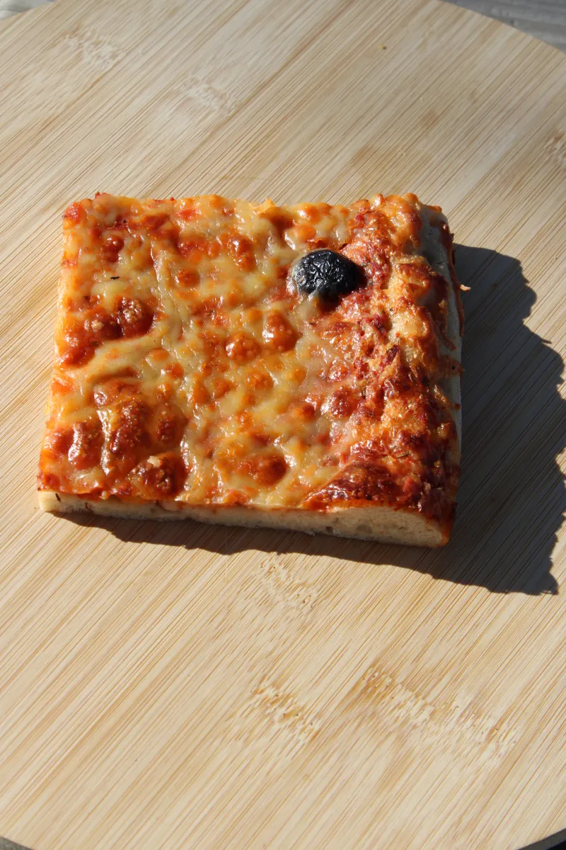 PIZZA FROMAGE